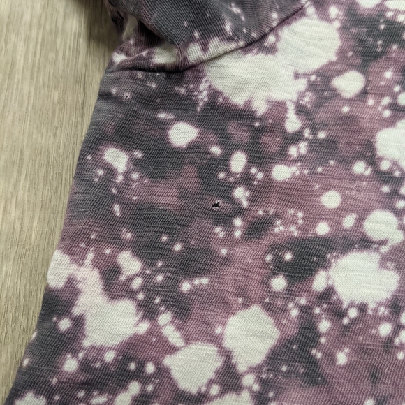 Universal Thread Tie Dye V-neck T-shirts Bundle - Picture 12 of 12